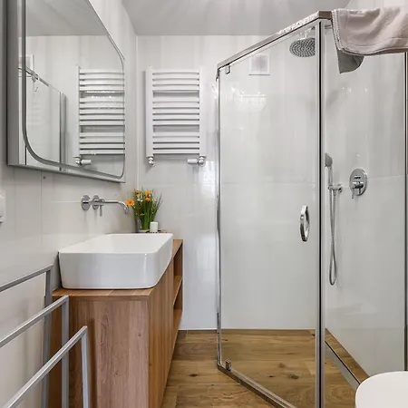 Shortstaypoland Aleje Jerozolimskie B188 Apartamento Varsóvia